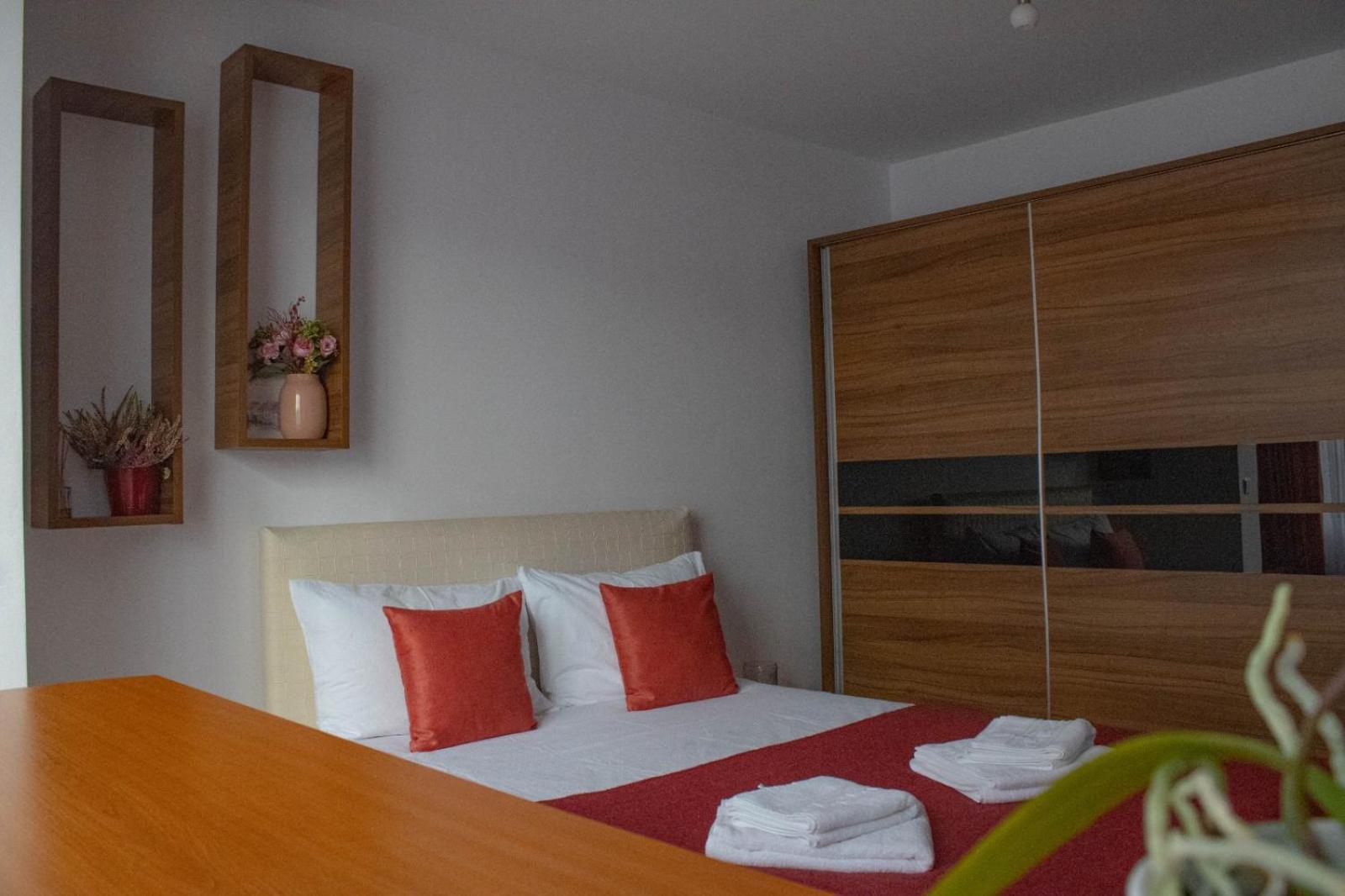 Apartament Aleea Minerva Brassó Kültér fotó